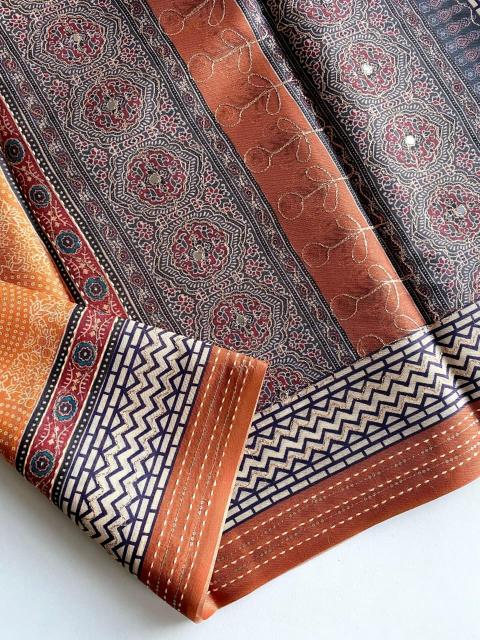 Vastrangan pallavi bandhani prints saree women wholesale clothes